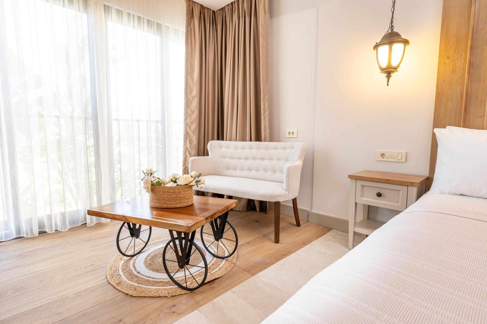 Elista Hotel & Spa 골터크부쿠 외부 사진